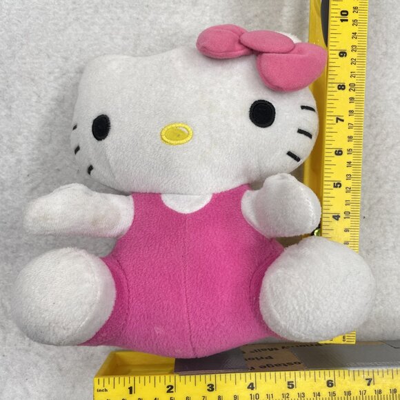 Plush Hello Kitty 2011 Sanrio 9" Pink Stuffed Toy Doll - Picture 4 of 9